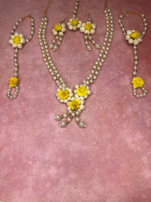 Simple Blooms Jewellery - Sample Sale